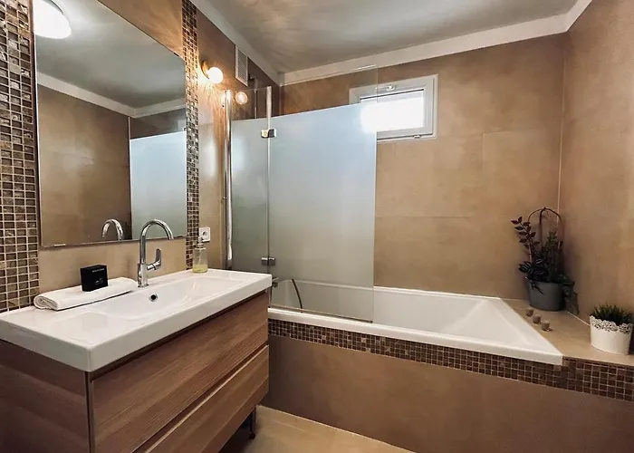 Barbatre Grand T3 Avec Parking Proche Centre-ville *