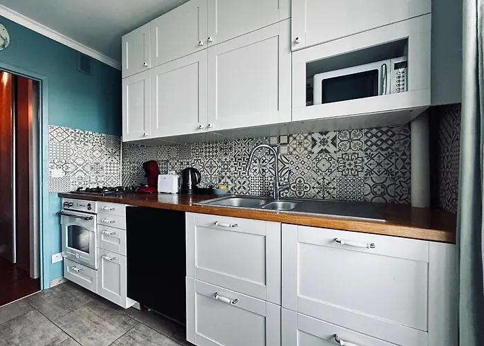 Barbatre Grand T3 Avec Parking Proche Centre-ville Reims